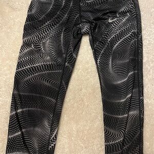 Nike Black and White Patterned Leggings